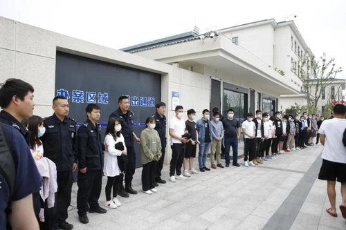 阜南一中爆料事件视频播放,视频揭露惊人真相 第3张 阜南一中爆料事件视频播放,视频揭露惊人真相 第3张