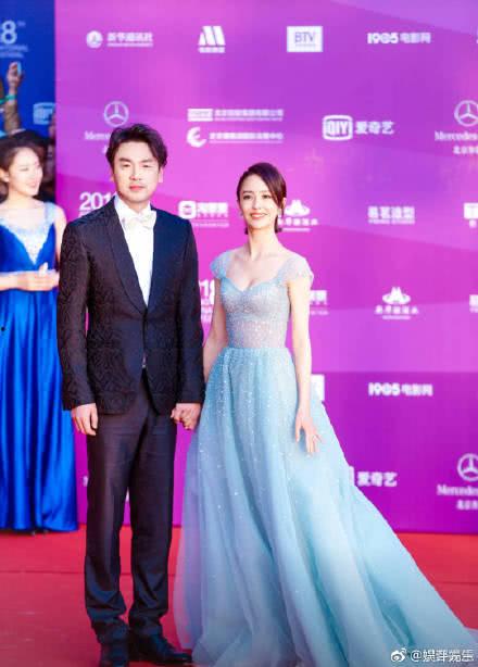 网友爆料雷佳音视频,网友热议的瞬间回顾  第2张