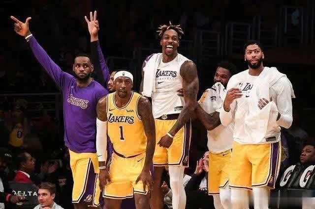 湖人最新爆料视频,最新爆料视频曝光球队备战细节！”  第3张