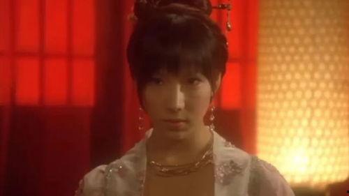 金梅瓶手机 在线观看,在线观看，穿越时空的奇幻之旅  第3张