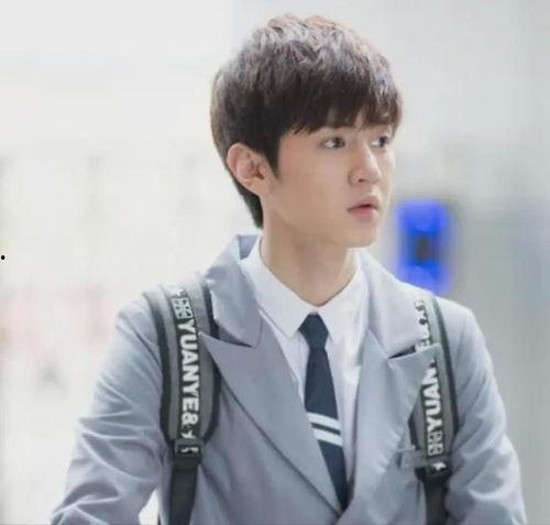 圈内爆料陈哲远李兰迪是哪一期,揭秘这对明星情侣的甜蜜瞬间  第2张