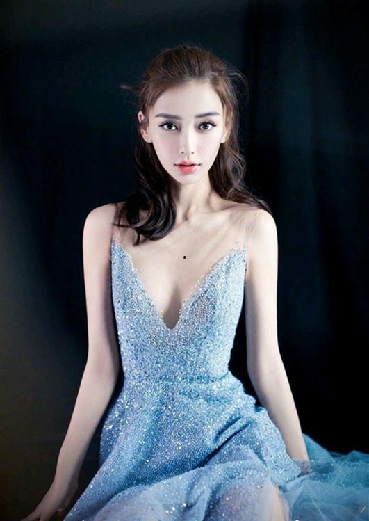 女明星爆料娱乐圈恋爱文,女明星爆料背后的真相 第2张 女明星爆料娱乐圈恋爱文,女明星爆料背后的真相 第2张